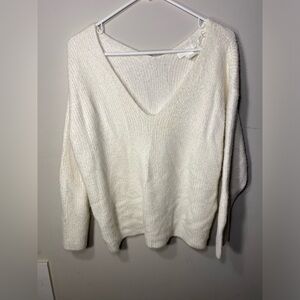 H&M white long sleeve sweater | size Large